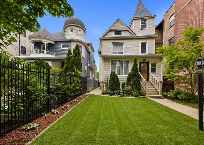 Ferienhaus Designer 3br Near & Obama Center