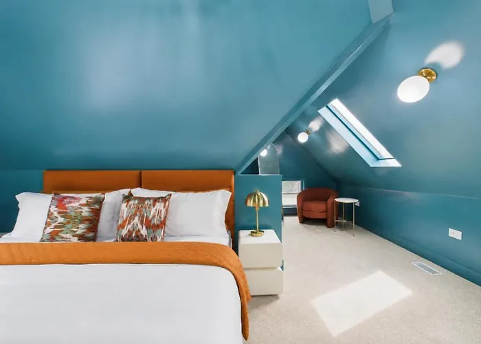 Ferienhaus Designer 3br Near & Obama Center