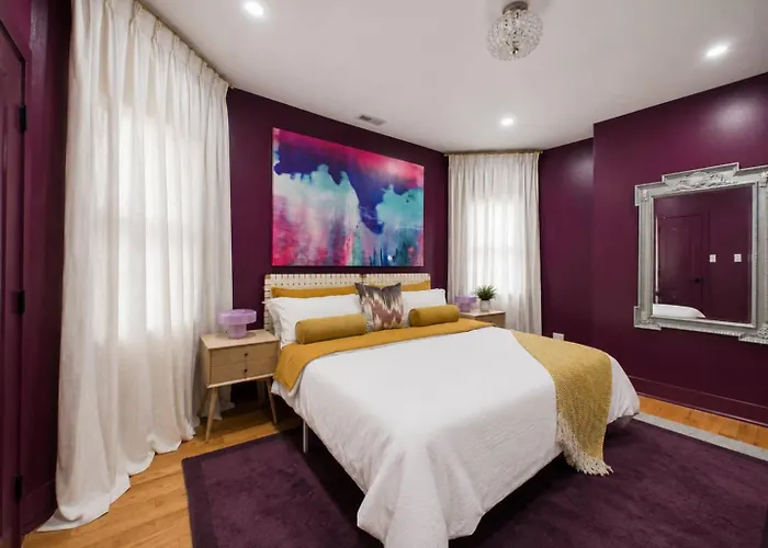 Designer 3br Near & Obama Center *
