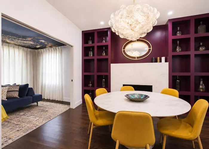 Designer 3br Near & Obama Center Ferienhaus *